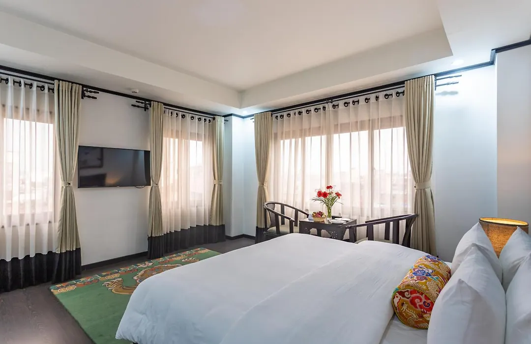 Hotel Lo Mustang-1